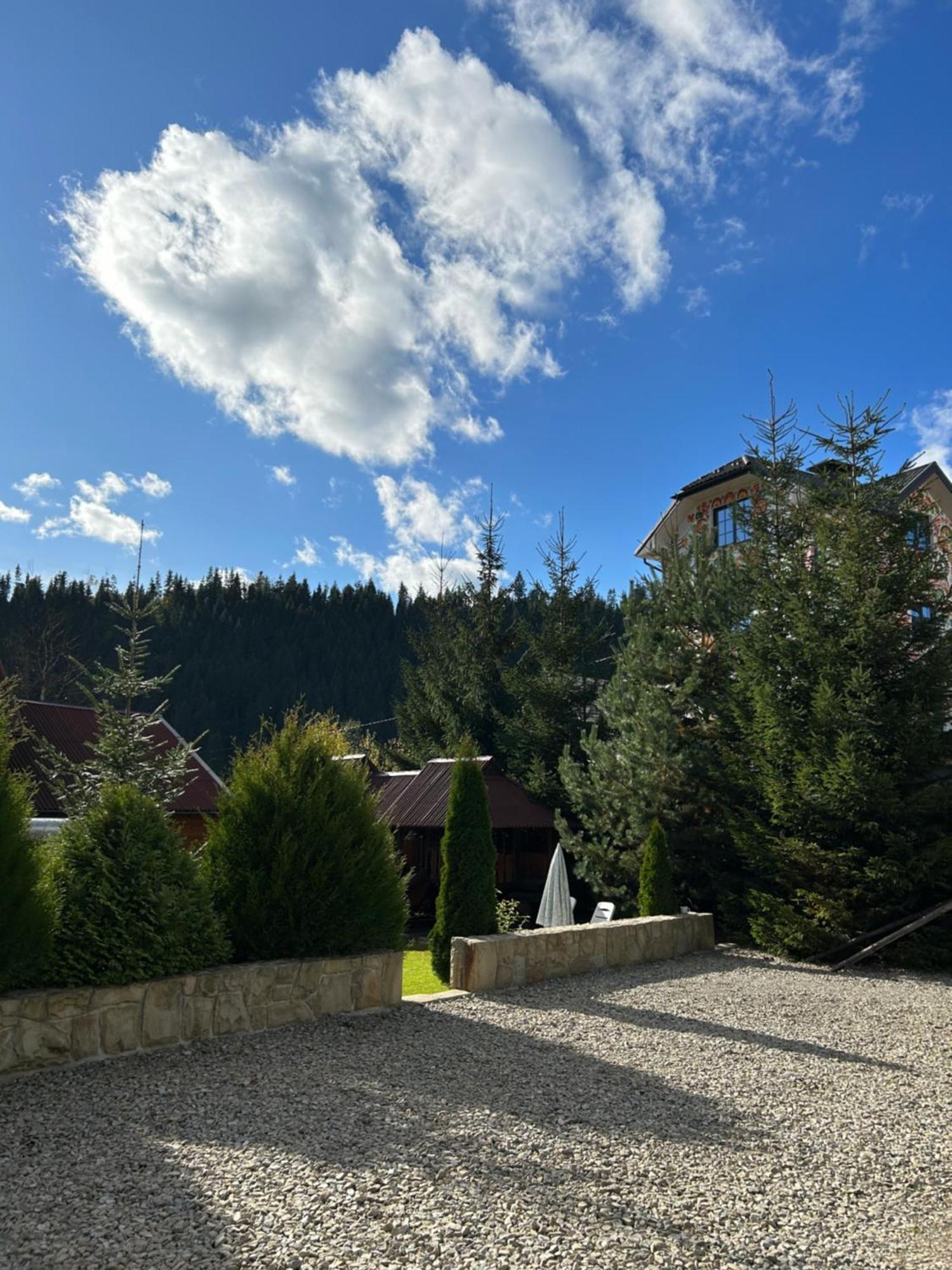 Guest House Kaspiy Bukovel Exterior photo