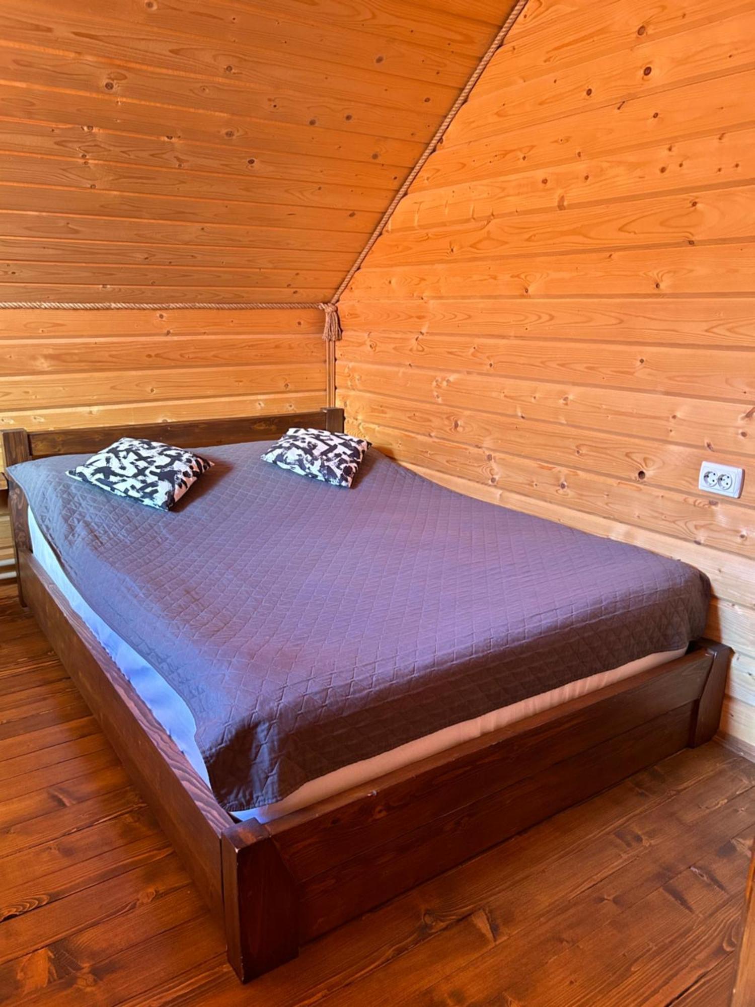 Guest House Kaspiy Bukovel Exterior photo