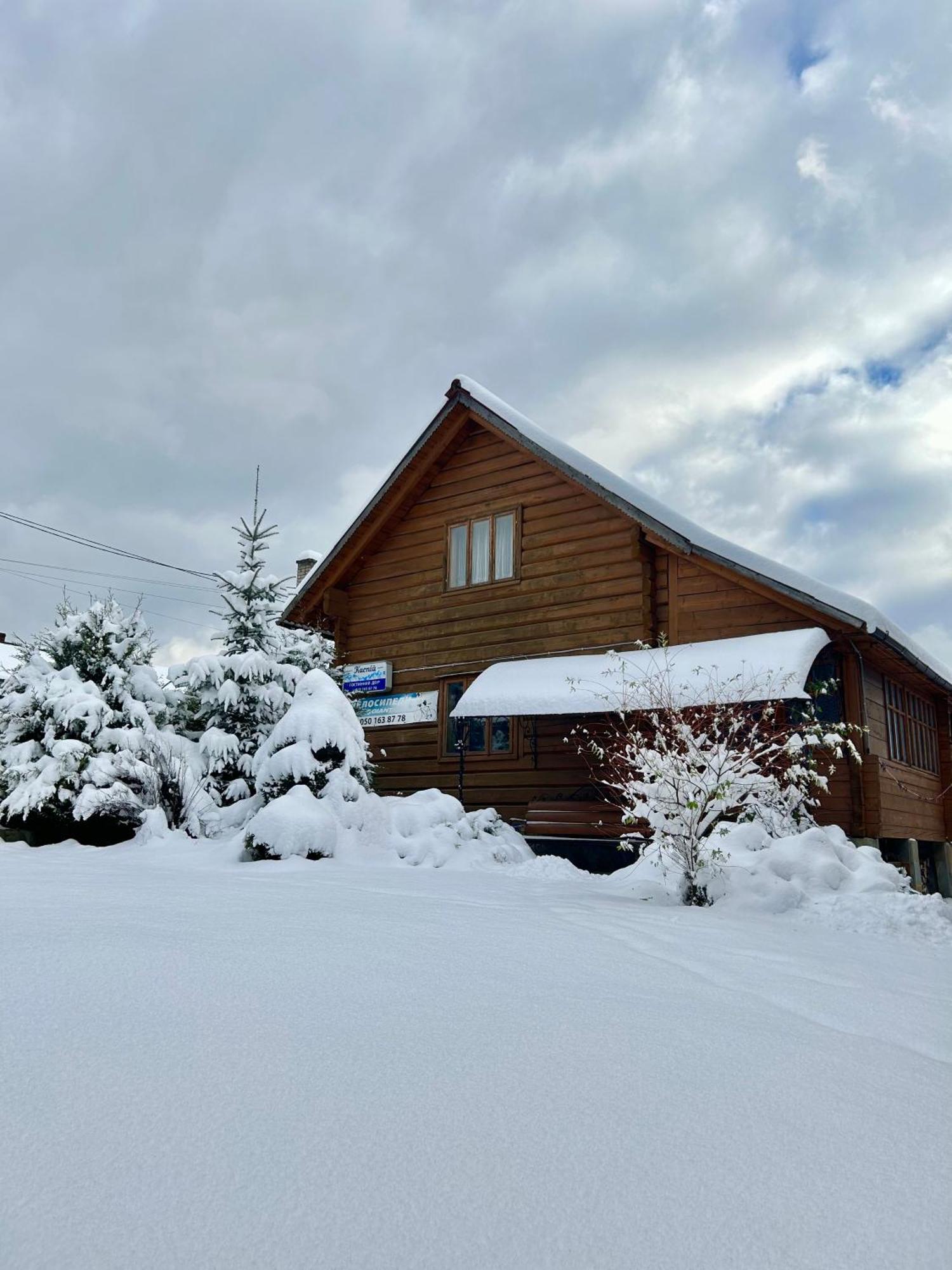 Guest House Kaspiy Bukovel Exterior photo